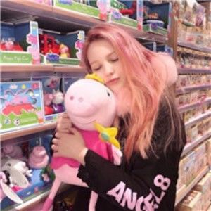 Meet your Posher, Carl